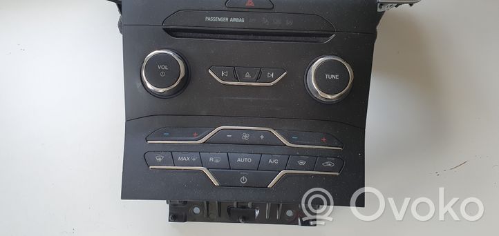 Ford S-MAX Panel klimatyzacji 