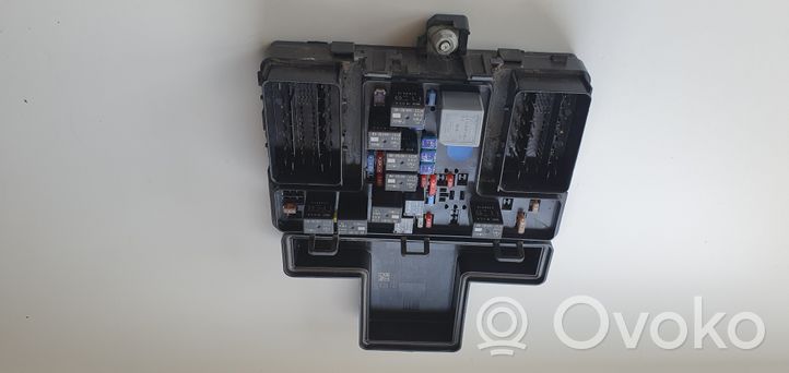 Ford S-MAX Fuse box set 