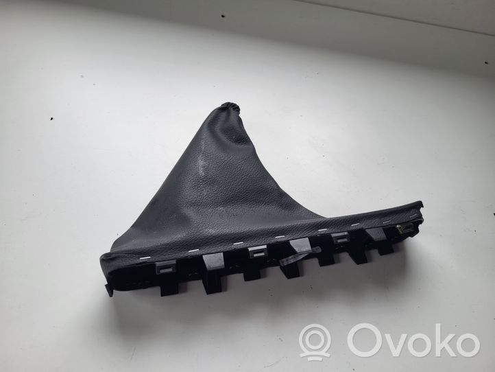 Skoda Octavia Mk3 (5E) Osłona dźwigni hamulca ręcznego skóra / tkanina 