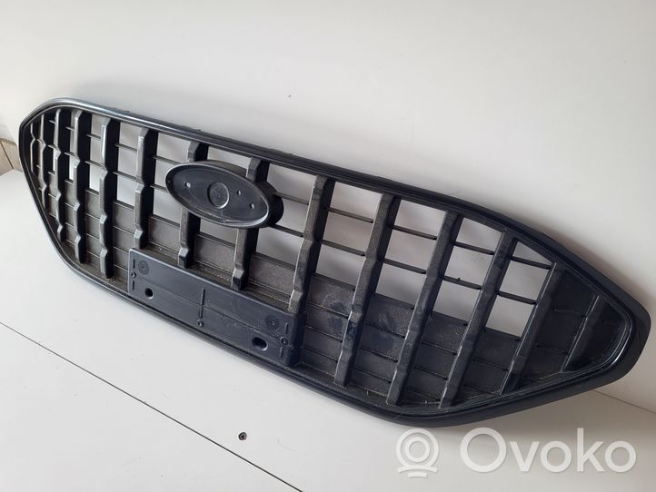 Ford Fiesta Front bumper upper radiator grill 