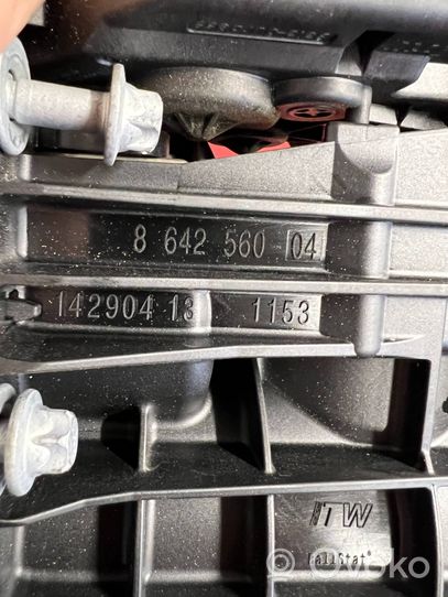 BMW X3 G01 Termostat / Obudowa termostatu 8642560