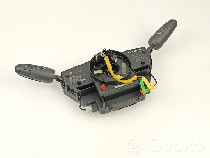 Opel Corsa D Wiper control stalk 13142283