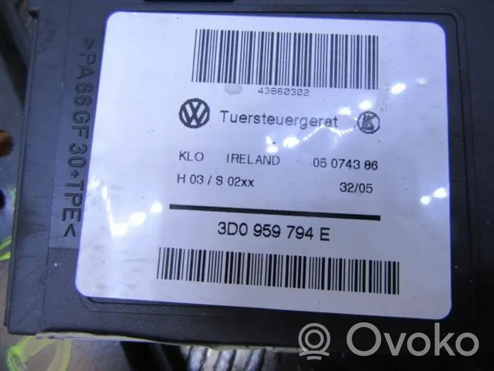 Volkswagen Touareg I Alzacristalli della portiera posteriore con motorino 3D0959794E