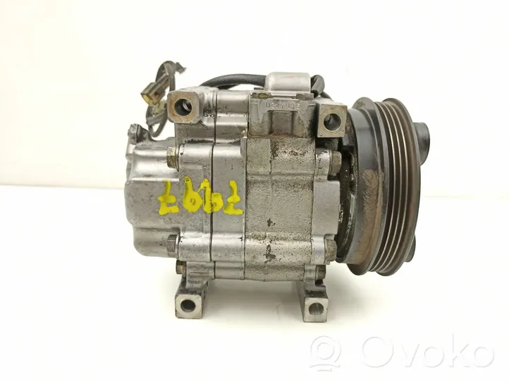 Mazda 323 F Compressore aria condizionata (A/C) (pompa) B01A61450C