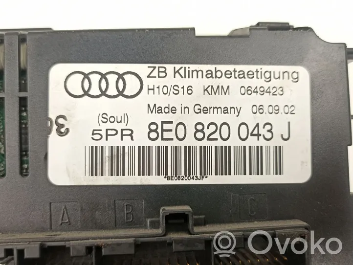 Audi A4 Allroad Ilmastoinnin ohjainlaite/moduuli 8E0820043J