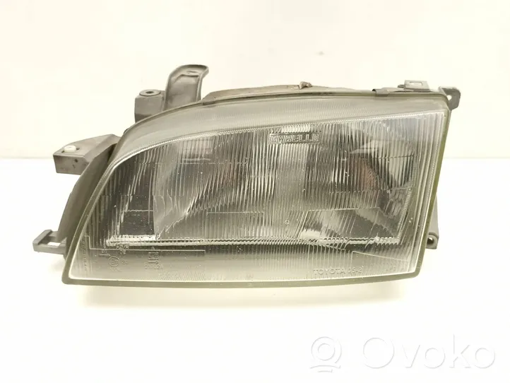 Toyota Carina T190 Faro/fanale 8115005010