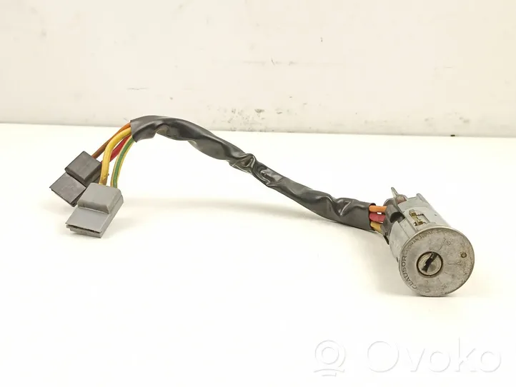 Renault 21 Ignition lock 7700765533