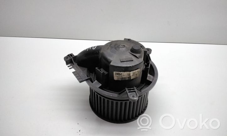 Mercedes-Benz Vito Viano W638 Mazā radiatora ventilators A0028301508