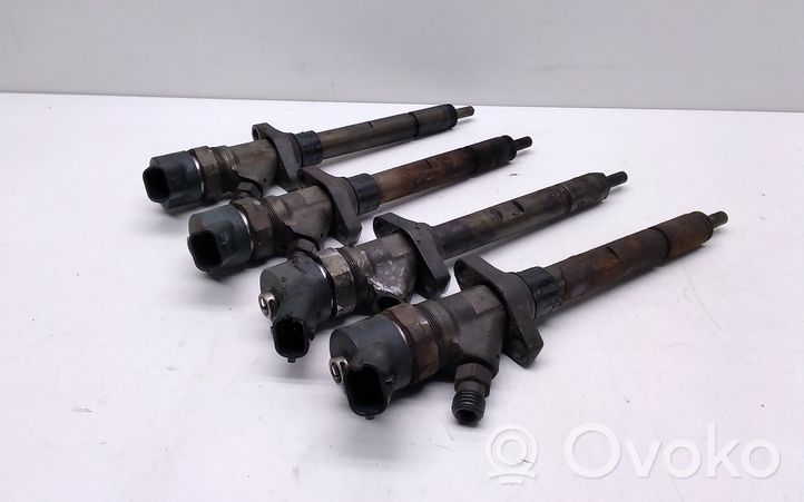 Peugeot 607 Injecteur de carburant 9637277980