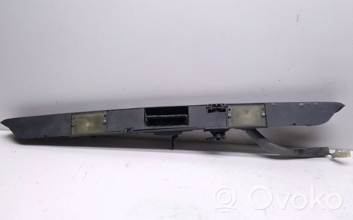 Volvo 850 Barra de luz de la matrícula/placa de la puerta del maletero 9152436