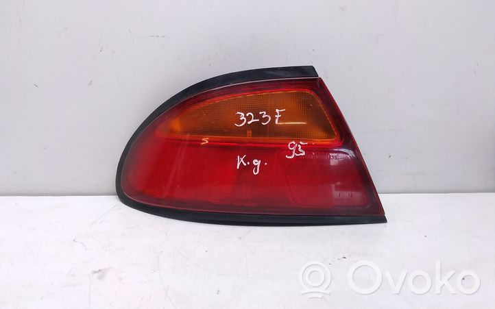 Mazda 323 F Luci posteriori 0431439