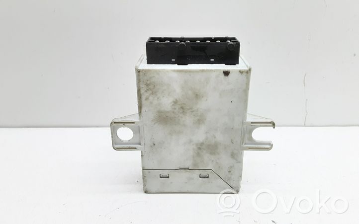 BMW 5 E39 Piekabes āķa vadības bloks 8369019