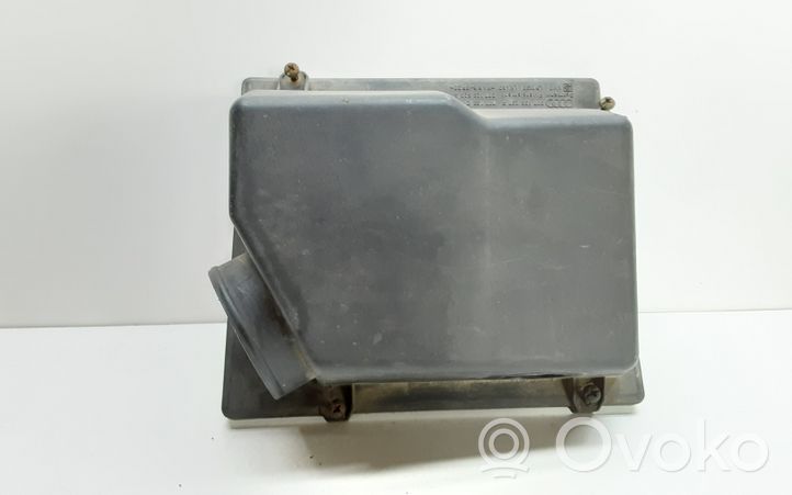 Audi A8 S8 D2 4D Air filter box cover 077133837F