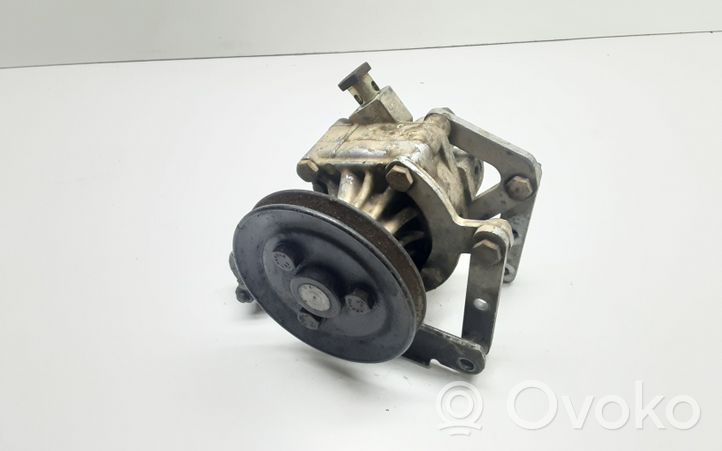 BMW 5 E34 Vairo stiprintuvo siurblys 1133386