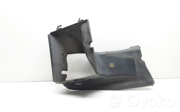 Audi A4 S4 B6 8E 8H Prowadnica powietrza intercoolera 8E0117335C