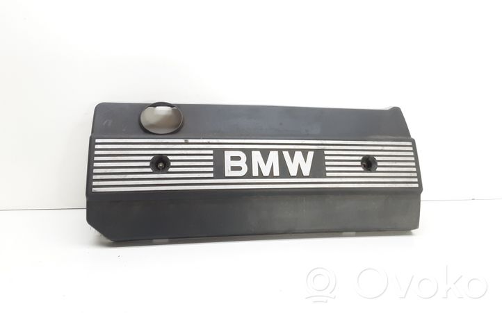 BMW 5 E34 Couvercle cache moteur 1738173