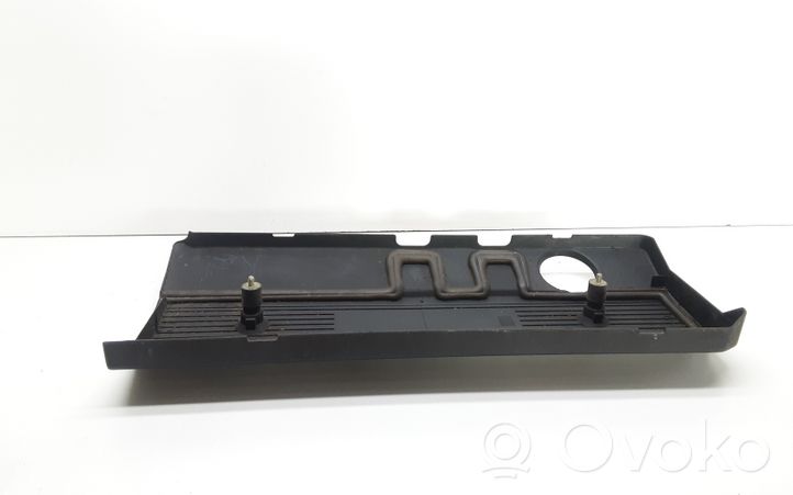 BMW 5 E34 Variklio dangtis (apdaila) 1738173