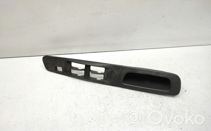 Mitsubishi Galant Rivestimento pulsantiera finestrino della portiera anteriore XR216721