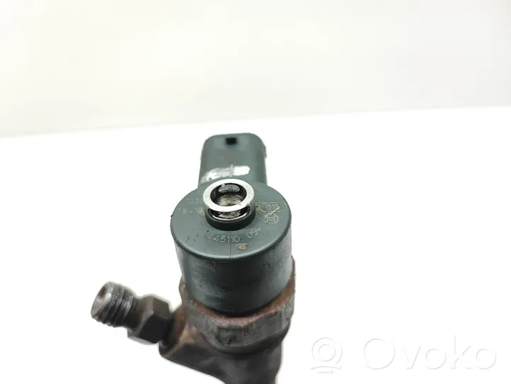 Chrysler Voyager Injecteur de carburant 0445110059