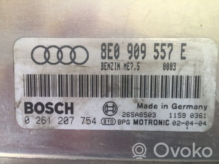 Audi A4 S4 B6 8E 8H Calculateur moteur ECU 8E0909557E