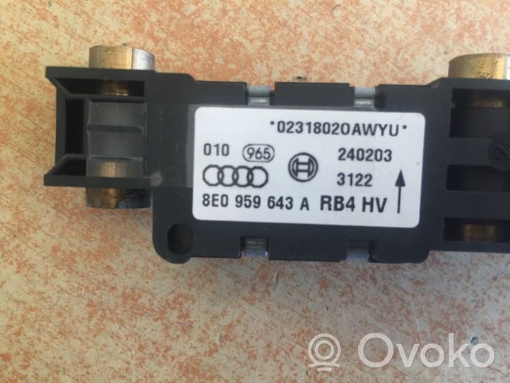 Audi A4 S4 B6 8E 8H Sensor impacto/accidente para activar Airbag 8E0959643A