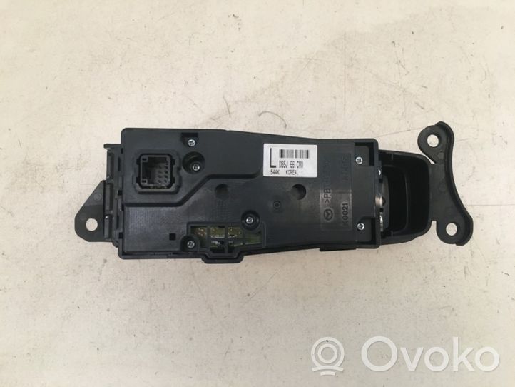 Mazda CX-3 Controllo multimediale autoradio LDB5J66CM0