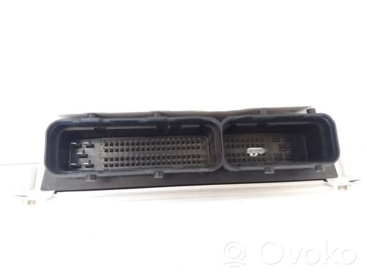 Hyundai Matrix Dzinēja vadības bloks 9030930184F