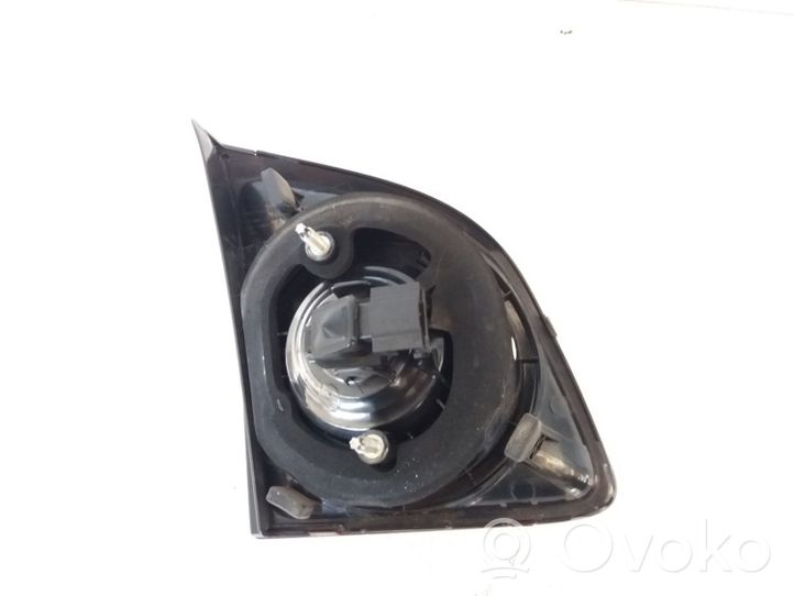 Volkswagen Golf Plus Lampy tylnej klapy bagażnika 5M0945094J