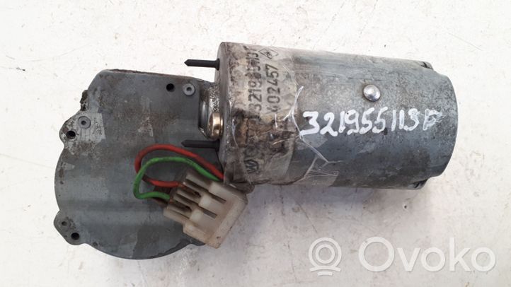 Volkswagen PASSAT Wiper motor 321955113F