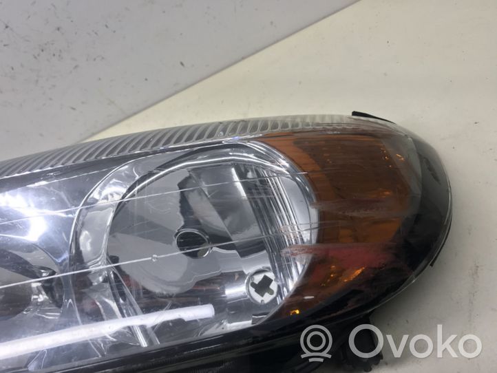 Nissan Primera Phare frontale 89003044