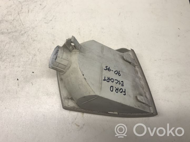 Ford Escort Indicatore di direzione anteriore 91AG13369CA