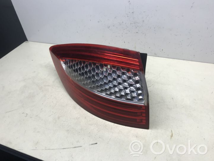 Ford Mondeo MK IV Rear/tail lights 7S7113405B