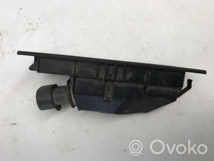 Fiat Bravo - Brava Lampa oświetlenia tylnej tablicy rejestracyjnej 46408006