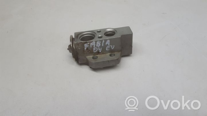 Skoda Fabia Mk1 (6Y) Válvula de expansión del aire acondicionado (A/C) 52268990