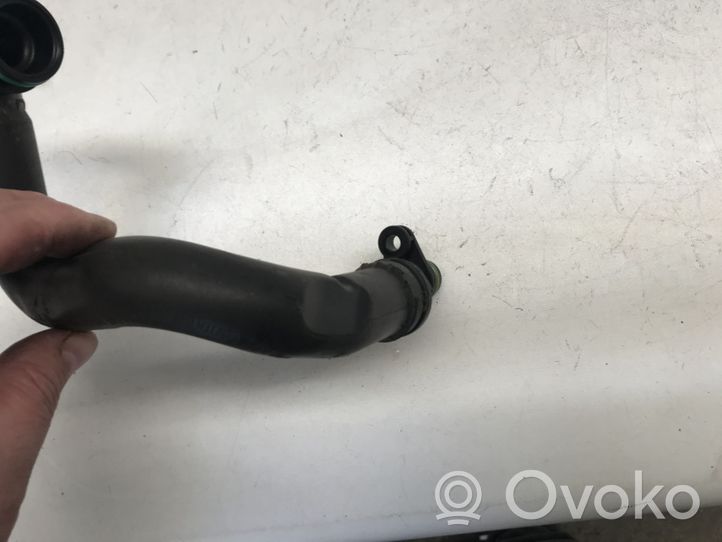 Volkswagen Golf VII Einzelteil Vakuum Unterdruck Turbolader 04E103474K