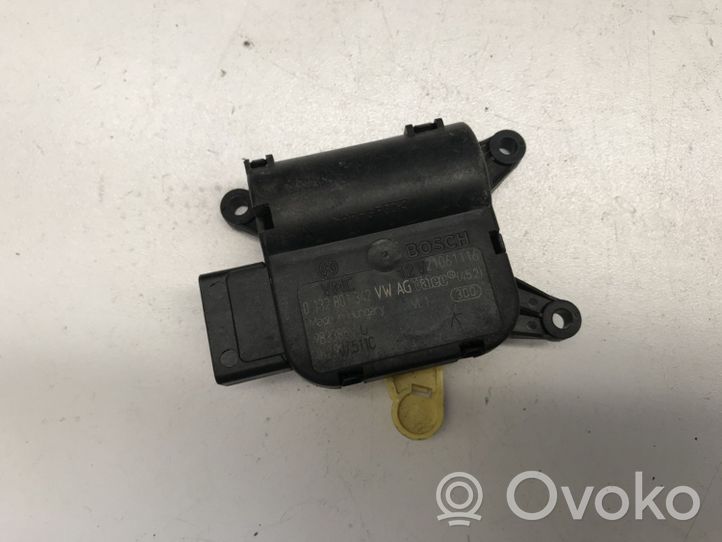 Volkswagen Golf V Attuatore/motore della valvola del collettore di aspirazione 1K2907511C