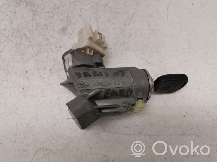 Toyota Yaris Ignition lock 450200D03