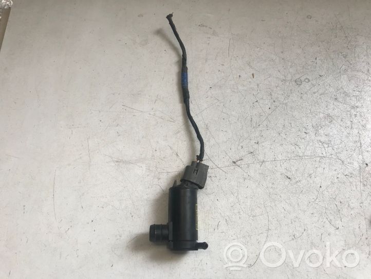 Chevrolet Spark Windscreen/windshield washer pump 96843553