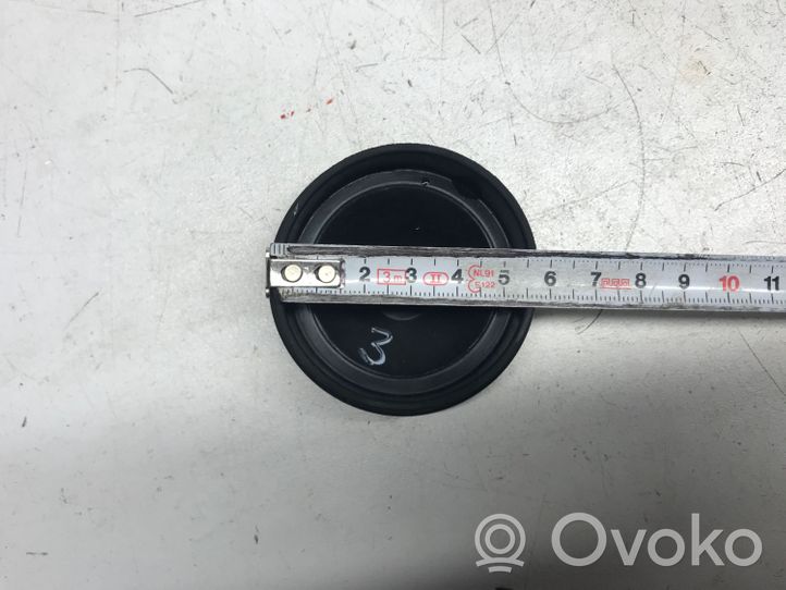 Volkswagen Polo V 6R Headlight/headlamp dust cover 7L6941627A