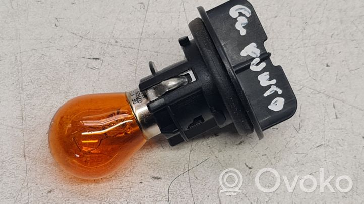 Fiat Grande Punto Element lampy przedniej PA66GF30