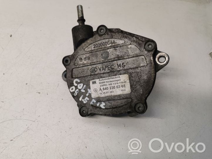 Mitsubishi Colt Pompe à vide A6402300365