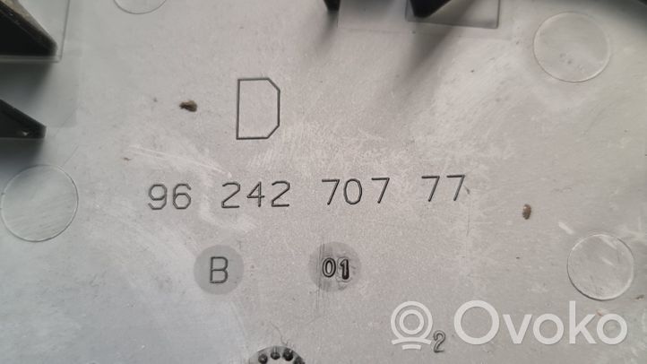 Peugeot 206 Boczny element deski rozdzielczej 9624270777