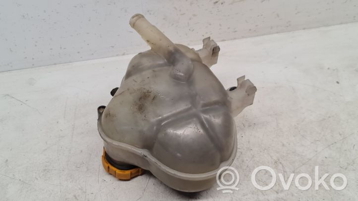 Opel Corsa D Vase d'expansion / réservoir de liquide de refroidissement 55702164