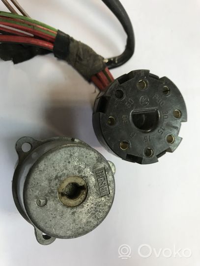 Mercedes-Benz W123 Ignition lock contact 82881