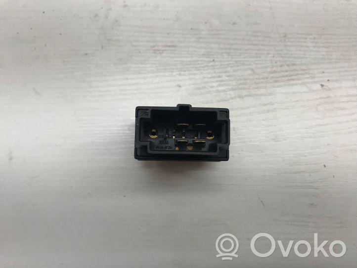 Volkswagen Sharan Windscreen/window heater switch 