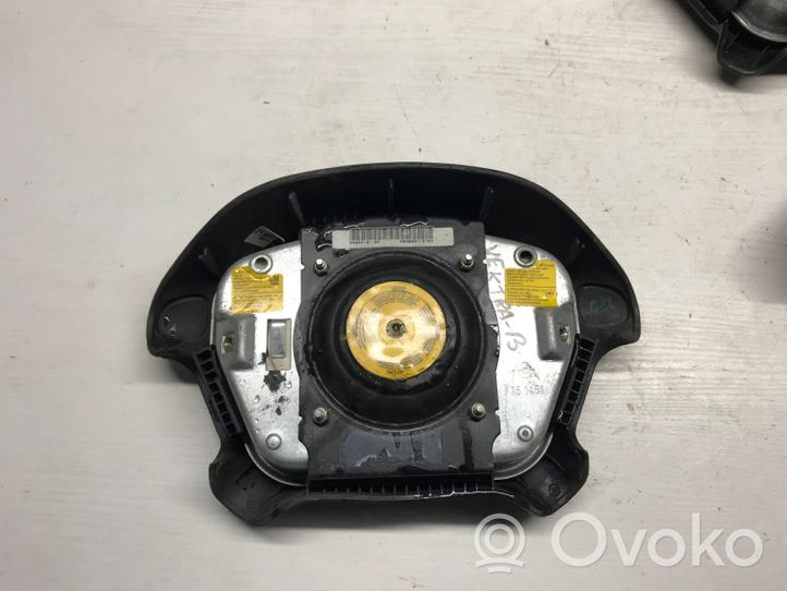 Opel Vectra B Steering wheel airbag 90504783