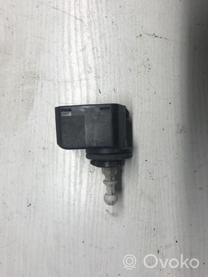 Ford Fiesta Motorino di regolazione assetto fari 00883040