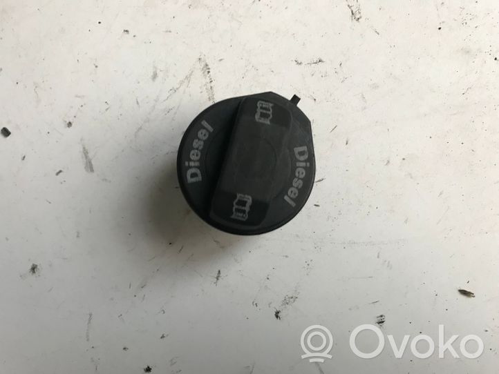 Audi A4 S4 B6 8E 8H Tappo del serbatoio del carburante 1J0201553G