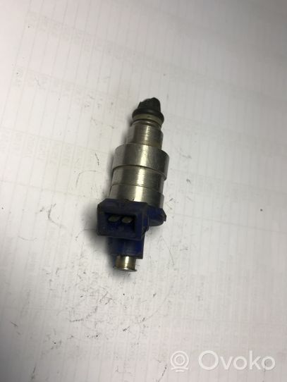 Ford Escort Injecteur de carburant 88WFA2A