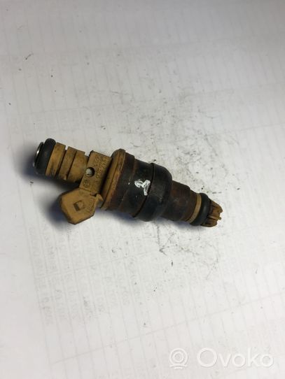 BMW 7 E32 Fuel injector 0280150714